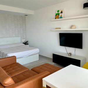 STUDIO IN THE CENTER, CITY & SEA VIEWS 699088075