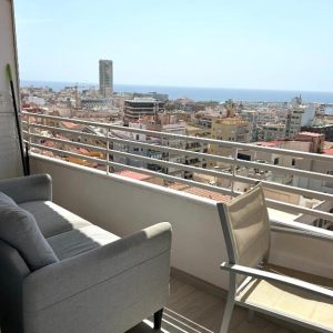 STUDIO IN THE CENTER, CITY & SEA VIEWS 699088091